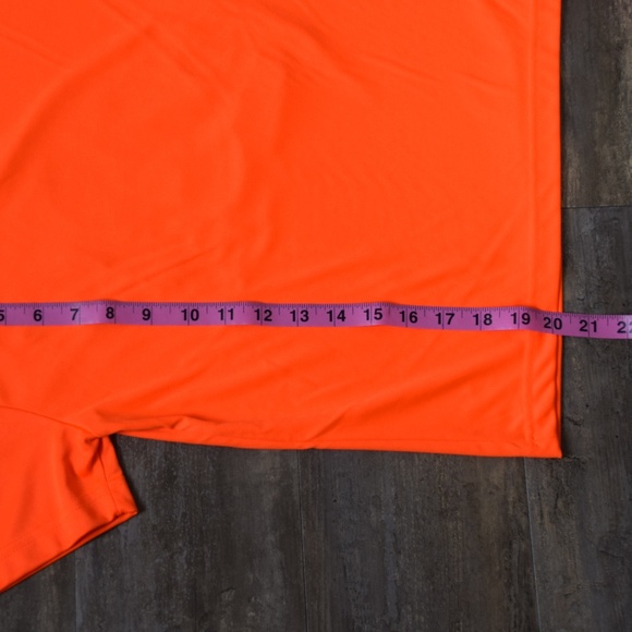 Everlast Sport Boys' Active Shirt -Football Helmet - Picture 7 of 7